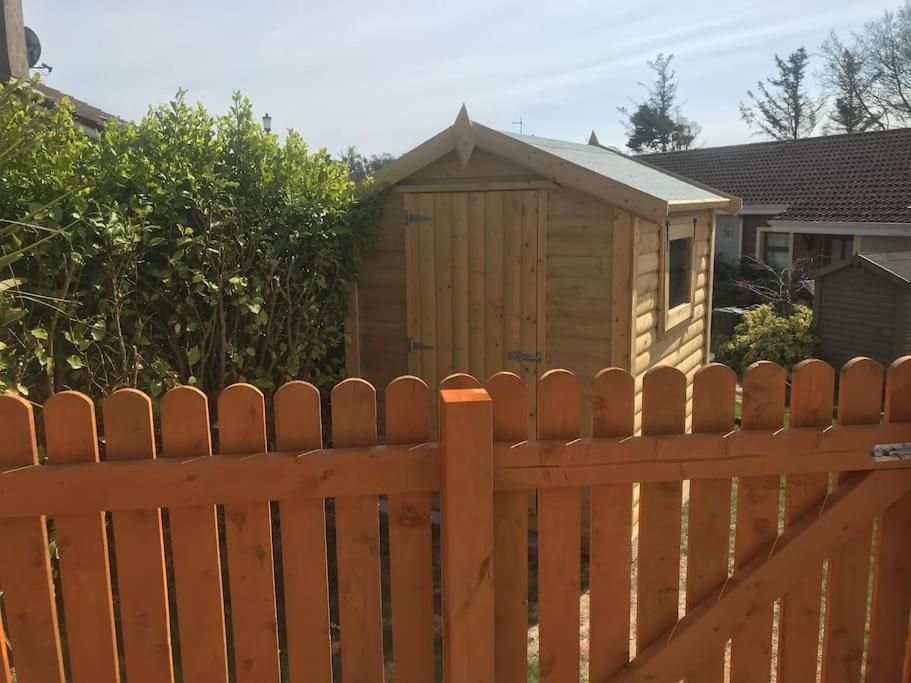 Harmony House Enclosed Property Near Beach And Lake Tramore Eksteriør bilde