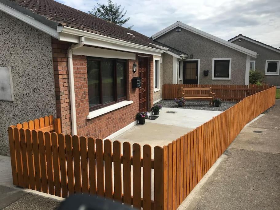 Harmony House Enclosed Property Near Beach And Lake Tramore Eksteriør bilde
